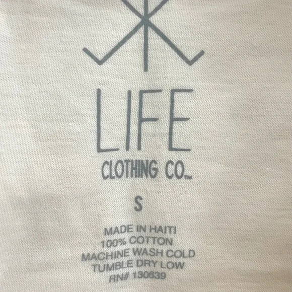 Woodstock Graphic Tee - Picture 4 of 4